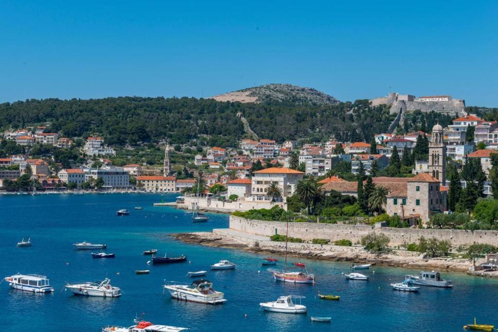 Sunset House With Seaview Apartment Đảo Hvar Ngoại thất bức ảnh